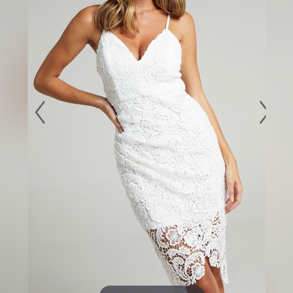 Showpo. NWT Typical Lover Dress Sz 4